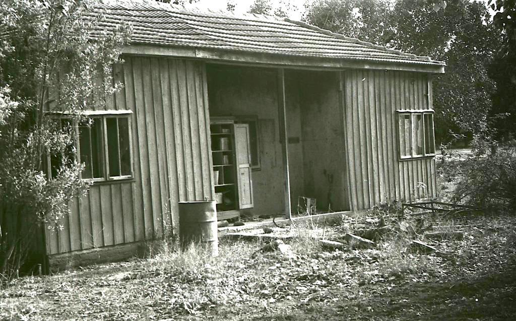 הצריף שימש שנים רבות למגורי משפחות,
ולאחר מכן לצעירים ולחיילים.
פורק ב 1968. 